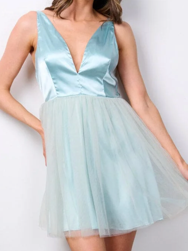 Chiffon V-Neck Open Back Mini Dress